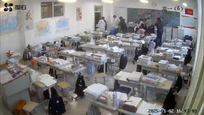 生后续来了！网友表示：这嘉奖是不是低了pg电子试玩入口地震中高中生背起同学逃(图3)
