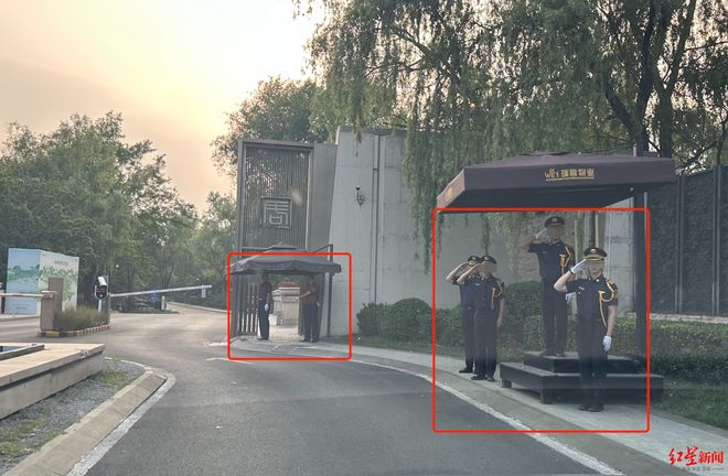 高兴不起来？北京一小区的新旧物业“拉锯战